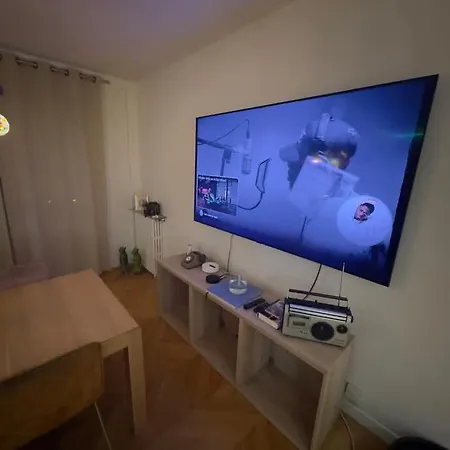 Magnifique Proche Du Centre Lägenhet *